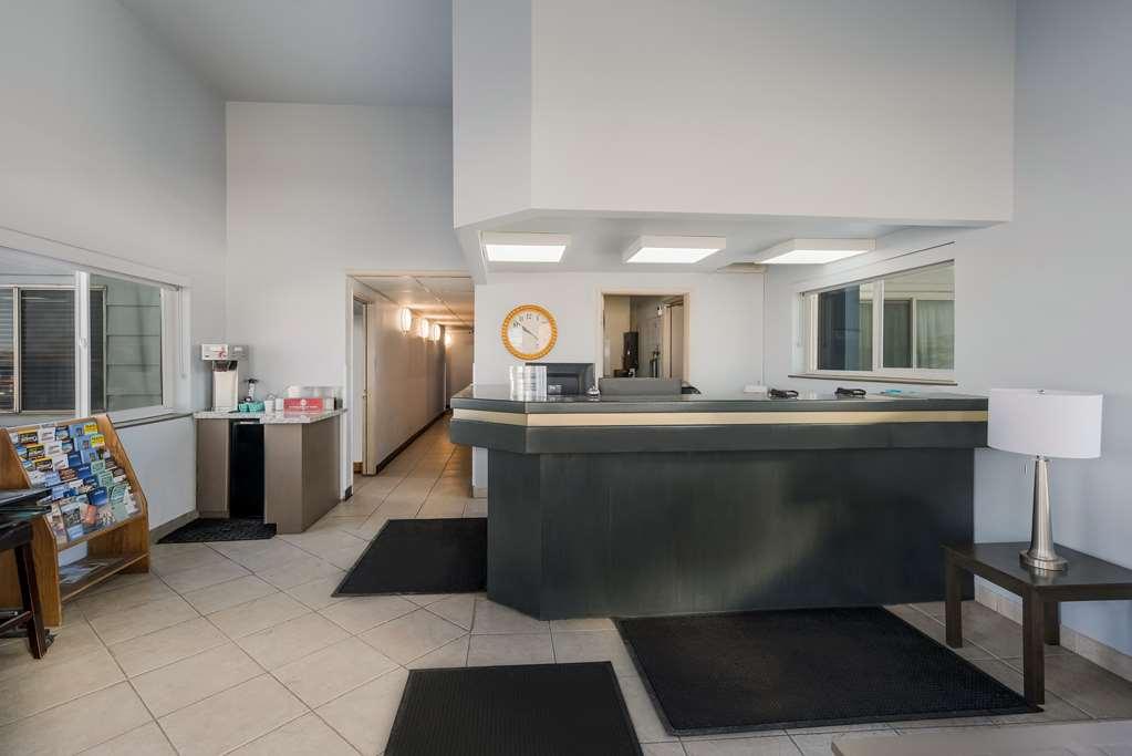 Surestay Hotel By Best Western Wells Interior foto